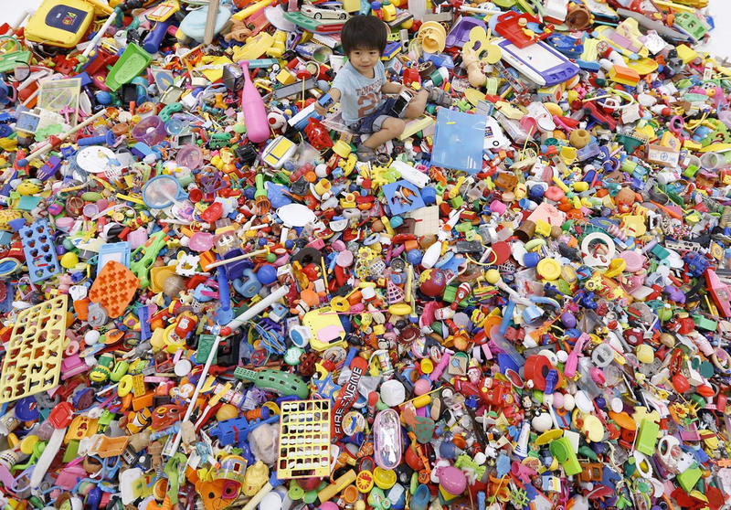 Illustration for article titled Down with toys!